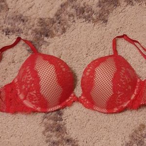 Victoria's secret bombshell bra